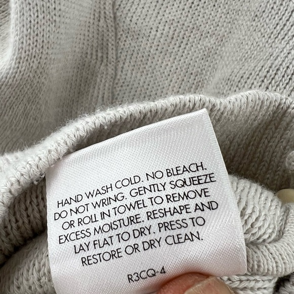 Eileen fisher grey button front sweater size M cardigan - Picture 6 of 8